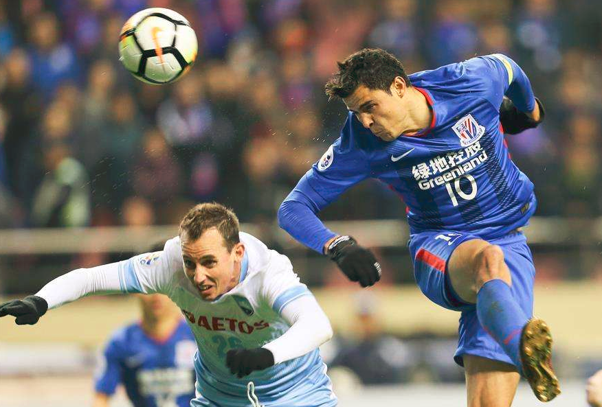 犹他爵士迎亚冠关键赛，加时末段再遭质疑，质疑声仍在，更衣室氛围转暖(亚冠加时赛算客场进球)