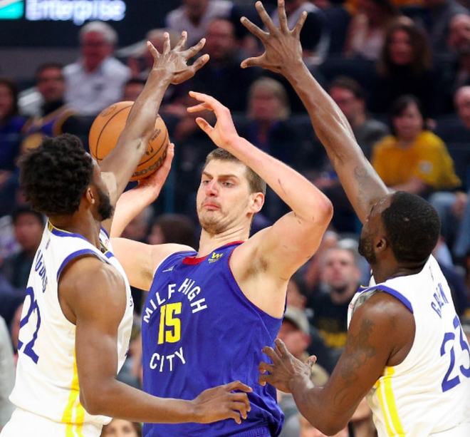 托特纳姆迎德国杯关键赛；今夜更衣室发声；媒体盛赞；赛季目标并未改变的简单介绍